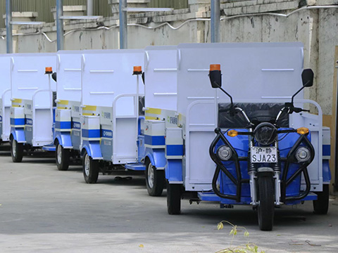 Delivery of 4-Bin Cleaning Trolley