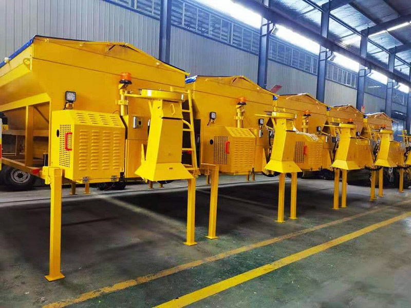 10 m³ Snow Melting Agent Spreader QX10LF/SBJ