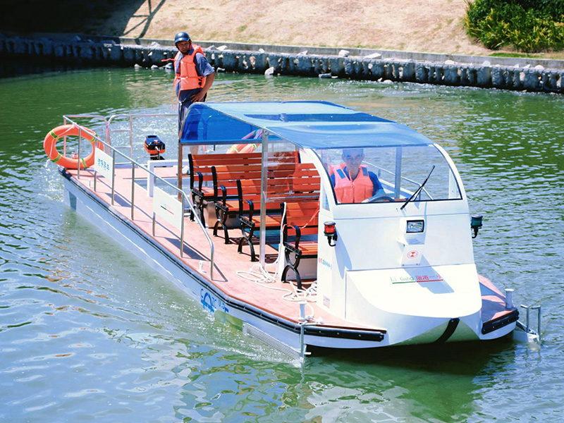 Ligang No.1 New Energy 6-Seat Commercial Cleaning Vessel QX8000-1