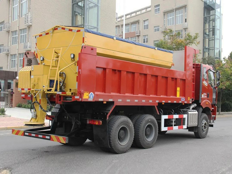 12 m³ Snow Melting Agent Spreader QX-SBJ12000